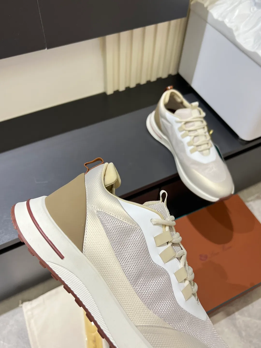 Men's men's shoes 💰p480 Loro men's shoes 💰piana niche classic jogging shoes, men's lace-up casual shoes and sneakers, high-quality lightweight and comfortable fabrics, suitable for outdoor leisure, the color scheme is young and energetic, and it looks great with sportswear or casual suits! Size: 38-44 (45 customized)